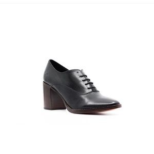 Patricia Nash Anna Oxfords